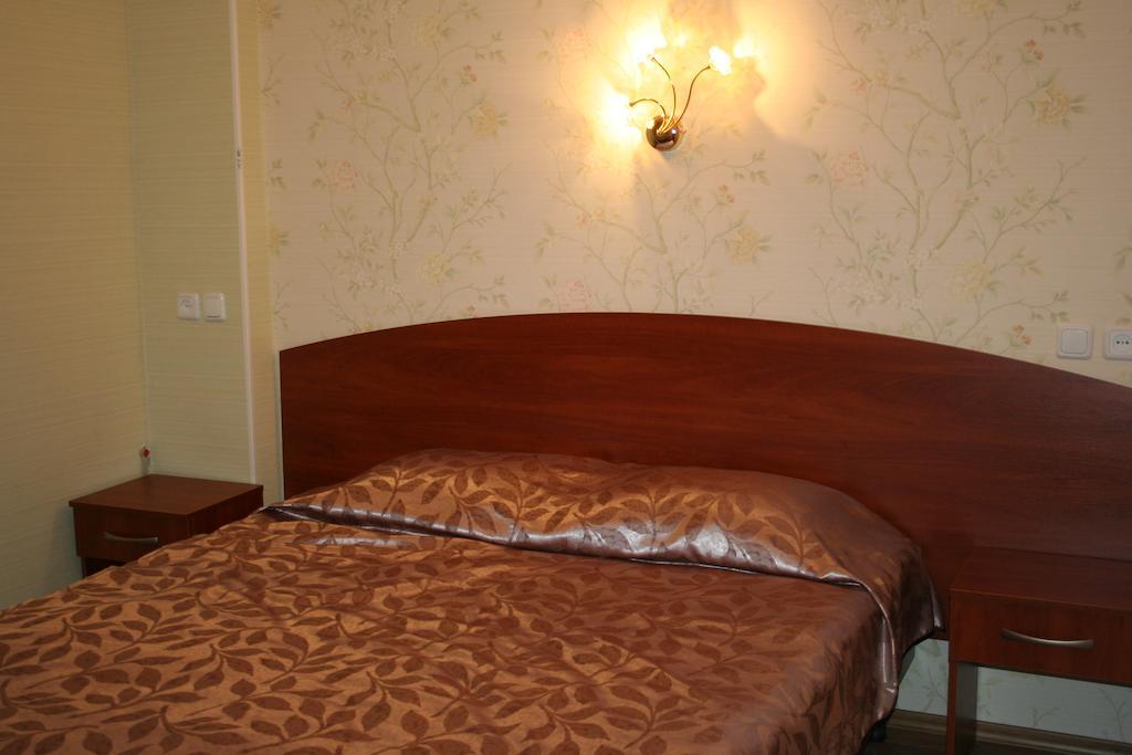 Hotel Aleksandria Kharkiv Room photo